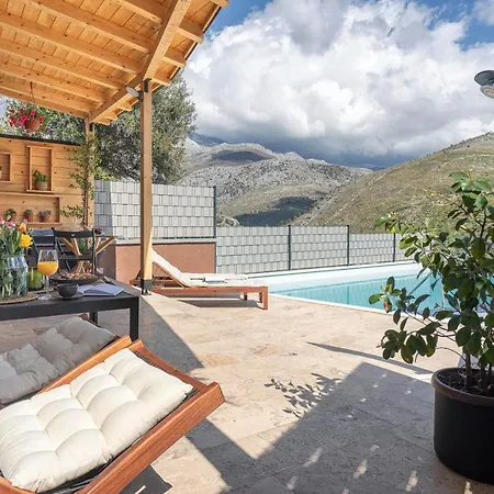 Normabel Relaxing With Heated Pool And Sauna Villa *