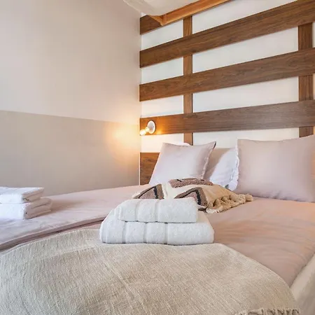 Normabel Relaxing With Heated Pool And Sauna Villa Žrnovnica